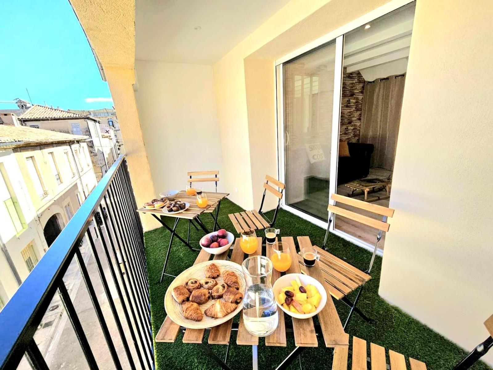 L'Escapade Forestiere - Coeur De Ville Avec Terrasse Nîmes Esterno foto